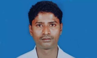 ワクチン接種チームが個別訪問で彼の家に訪れ、接種して１０分後、彼は死んでしまった