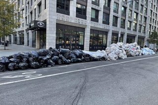 ニューヨークではワクチン拒否するゴミ収集車のドライバー