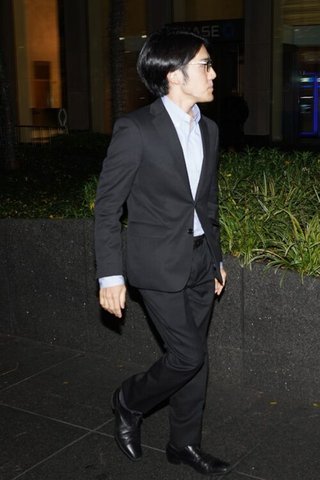 渡米二日目の小室圭さんのリラックスした様子が激写されるも、等身がおかしい