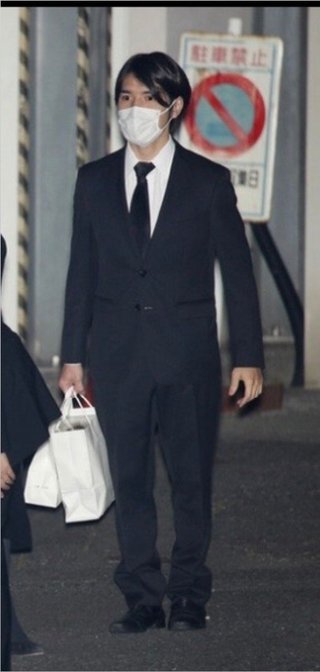 小室眞子さん夫妻　まだ続く“厚遇”サポート…宮内庁職員が買い物代行、警備費は1カ月で2千万円 