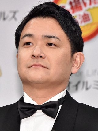千鳥ノブ“植毛疑惑”否定も「治療薬は飲みました」　けど3カ月で乳首がでかくなる副作用でやめた