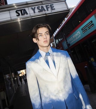 世界一のイケメンに選ばれた少年の現在…