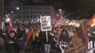 【オーストリア】ロックダウン、軍と警察まで政府に強く反対しクーデターによる政権転覆はあり得る