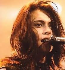 BUCK-TICKの櫻井さんはハーフですか？今ヒロシと対談してる