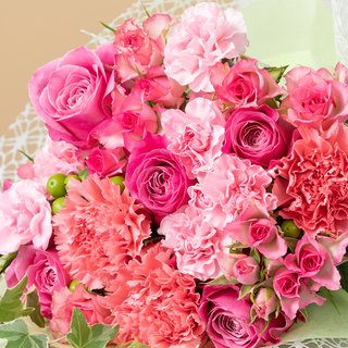 神田沙也加さん急死　ホテル高層階から転落