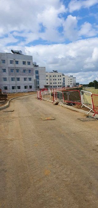 驚愕、オーストラリアだけでなくイギリスも 一般人を投獄するコロナ刑務所を作っている