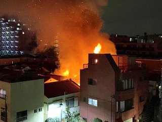 東京・江東区で13棟焼ける火事　「火を付けた」住人男性から聴取