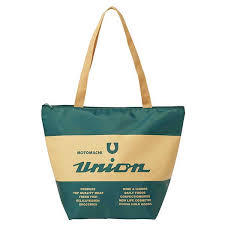 横浜元町ユニオンのショッピングバッグを持ち歩いてる地方の人が急増中！