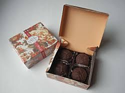 横浜元町ユニオンのショッピングバッグを持ち歩いてる地方の人が急増中！