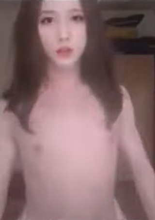 【注意】リアルタイムビデオチャットで加工アプリや特殊スーツで女装。男性を誘惑、裸を撮影し金を要求