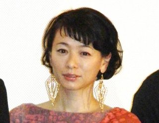 裕木奈江ワクチンのブースター接種「腕痛い体調崩れる」涙流す写真も うう、もうこれで最後にしたいな
