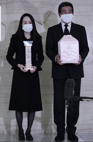 神田沙也加さん急死　ホテル高層階から転落