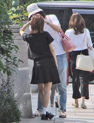 神田沙也加さん急死　ホテル高層階から転落