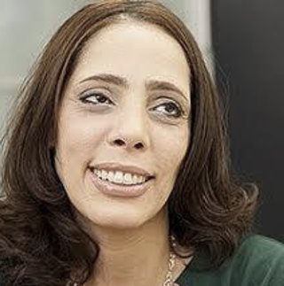 【悲報】フィフィさん、自身のフェイクニュースを池上彰の番組で放送され激怒