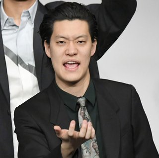 〝新婚〟霜降り粗品のＭＣ番組「オトラクション」が３月で終了　視聴率低迷、わずか１年で幕 