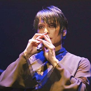 櫻井敦司さんの若い頃ほどイケメンなバンドマンっていないよね？