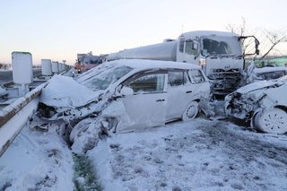 東北道ホワイトアウト事故、１０人を書類送検　宮城県警