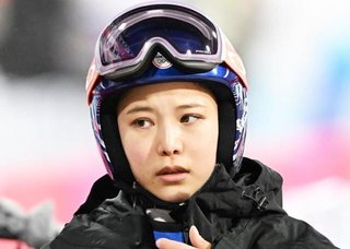 高梨沙羅「スーツの検査方法いつもと違った」スパッツ脱がされ測定