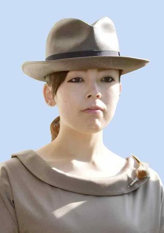 コロナ感染の瑶子さま、肺炎確認　東大病院へ転院