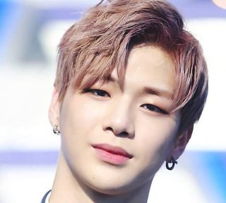 米ビルボードがランキング集計の基準を変更…K-POPに懸念　重複ダウンロードが週1回までに