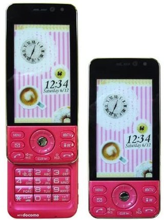 一番最初に持った携帯電話は何だった？