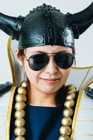 西金プリンスロード商店会の生きたゆるキャラ「キング岡田」