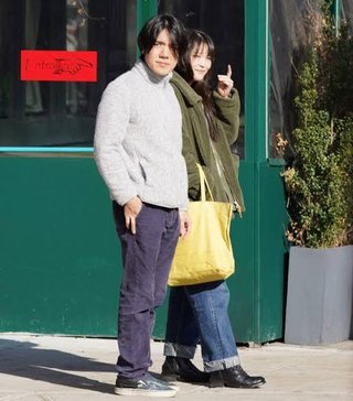 小室さん夫妻の警備に最大で「年間8億円」の極秘計画　「外交機密費」から捻出か