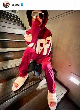 第２子出産の浜崎あゆみ、ド派手な私服の４３歳最新ショット＆意味深な英語で心境吐露