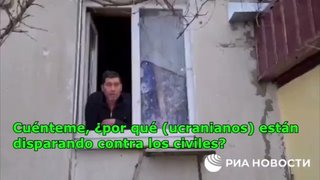 ウクライナでシュリンクラップと飢えた女性と子供たちの拷問