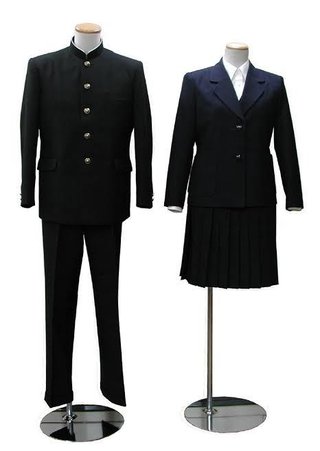 UNIQLOの制服だって