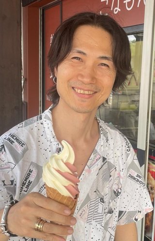 反ワクチン党首が中学2年生を妊娠・出産させた！　警察が家宅捜索、少女の家族とトラブルに