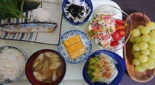 お昼のお昼ごはん
