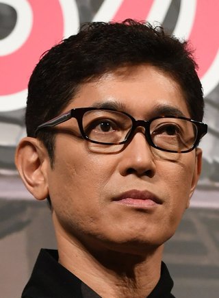 薬丸裕英が粉瘤の除去手術を報告「数年、悩んでいた粉瘤」