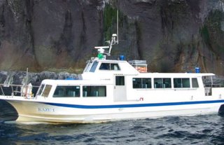 知床半島の沖で観光船が“浸水”子ども２人含む26人が乗船…