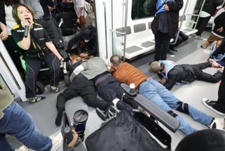 韓国の障害者団体が抗議デモで電車を止めて大炎上か！？