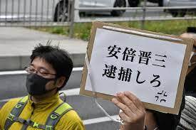 自民党の細田博之衆院議長議長になっても毎月もらう歳費は100万円しかない。」