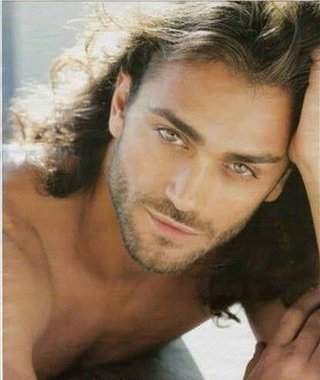 米ビルボードがランキング集計の基準を変更…K-POPに懸念　重複ダウンロードが週1回までに