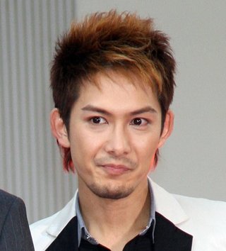 内田有紀の現場にいつもいる“仕事のできるイケメン”は柏原崇だった