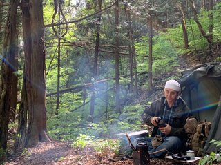 高い服ばかり着たがる“初心者キャンパー”にヒロシが苦言「ノースフェイスのダウン…後悔するだけ」