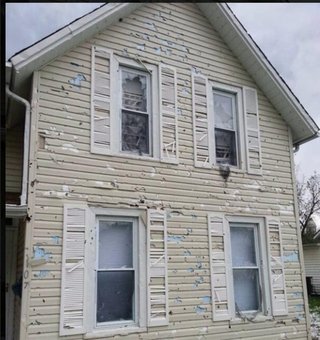 ボール並みの「雹（ひょう）」で車、屋根や雨樋、窓、網戸、カーポートが被害に… 保険はどうなる