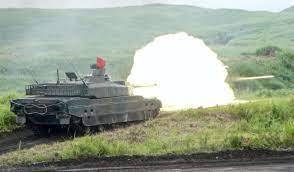 ワクチン打って十数人の自衛官らが式典の最中に次々と意識を失って倒れる異常事態発生