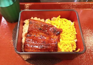 ダラ奥の昼食なに?