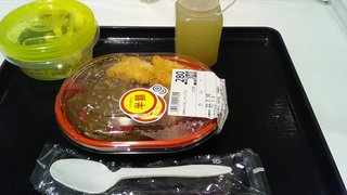 ダラ奥の昼食なに?