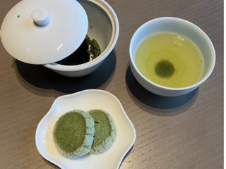 Gin  & Maya  theater