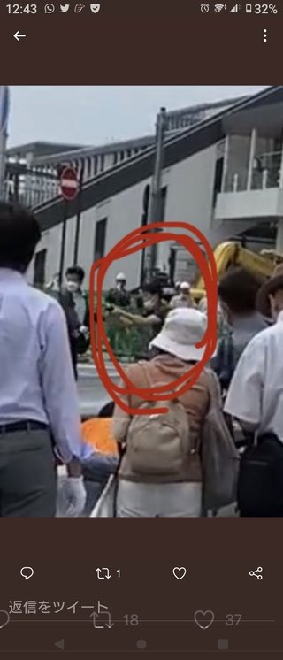 【速報】安倍元総理血を流して倒れる