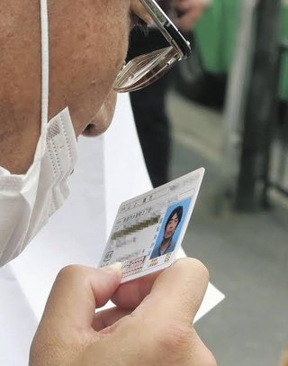 【速報】安倍元総理血を流して倒れる