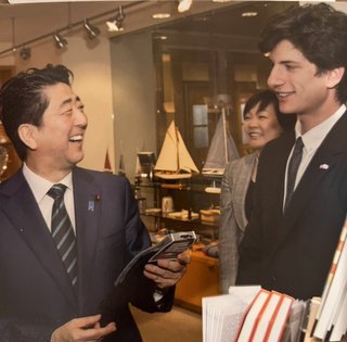安倍元首相の“嬉しいサプライズ”秘話を、ケネディ元駐日大使が明かす