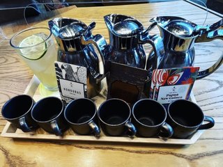 Gin  & Maya  theater