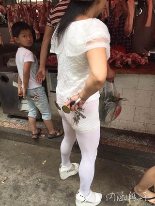 中国ではストッキングのみで外出OKなの？