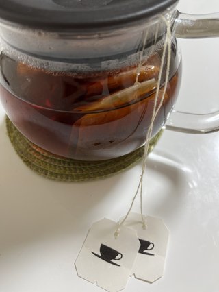 今すごくアイスロイヤルミルクティーが飲みたくてたまらない。